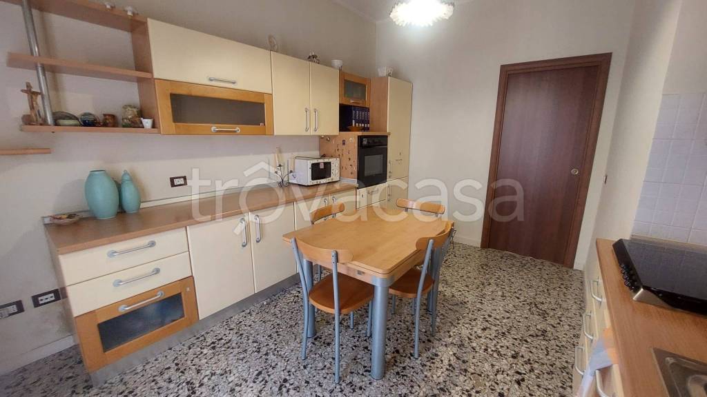 appartamento in vendita ad Ancona in zona Passetto