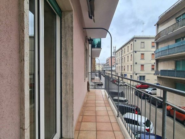 appartamento in vendita ad Ancona in zona Piano San Lazzaro