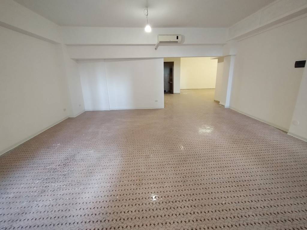 ufficio in vendita ad Ancona in zona Centro Storico