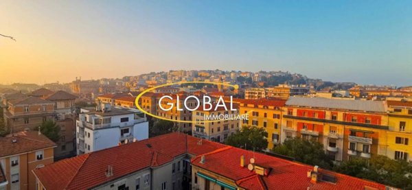 appartamento in vendita ad Ancona in zona Adriatico