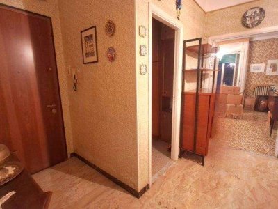 appartamento in vendita ad Ancona in zona Adriatico