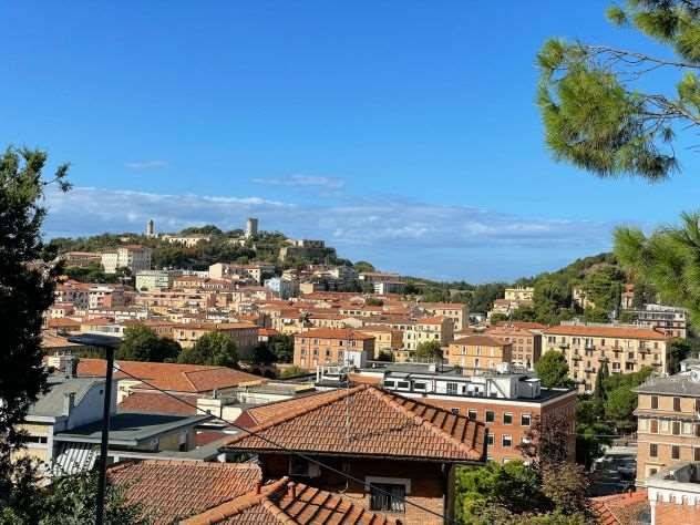 appartamento in vendita ad Ancona in zona Passetto