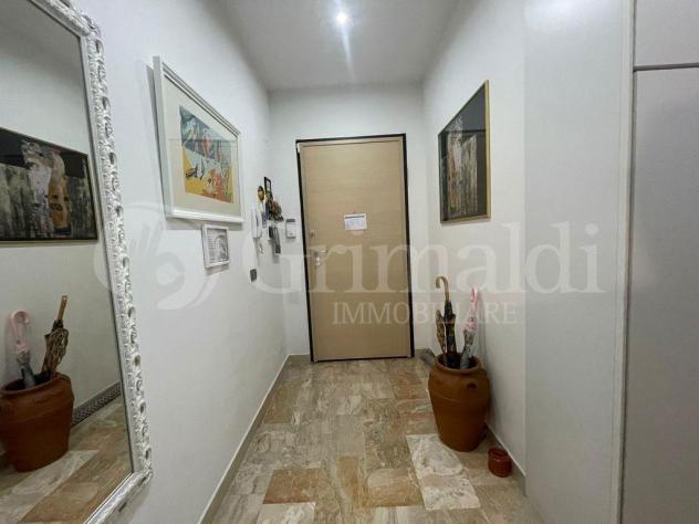 appartamento in vendita ad Ancona in zona Piano San Lazzaro