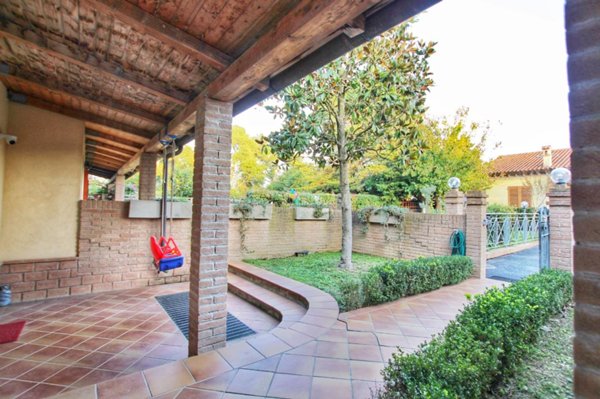 casa indipendente in vendita ad Ancona in zona Piano San Lazzaro