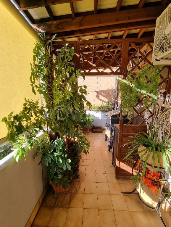 appartamento in vendita ad Ancona in zona Piano San Lazzaro