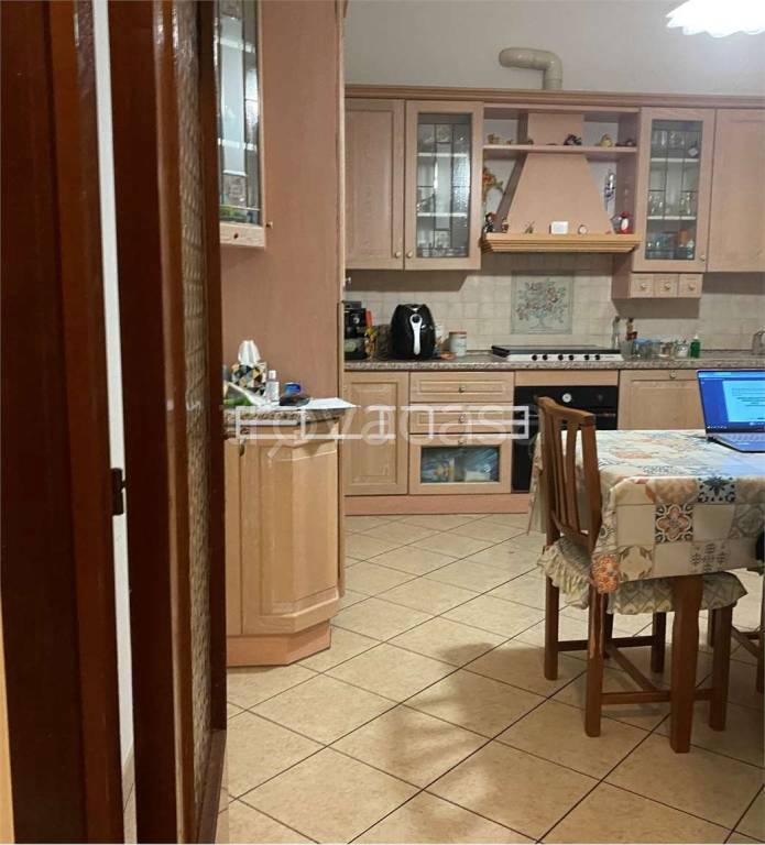 appartamento in vendita ad Ancona in zona Tavernelle