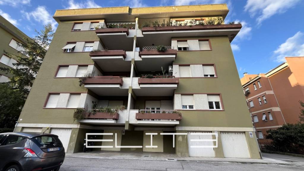 appartamento in vendita ad Ancona in zona Delle Grazie