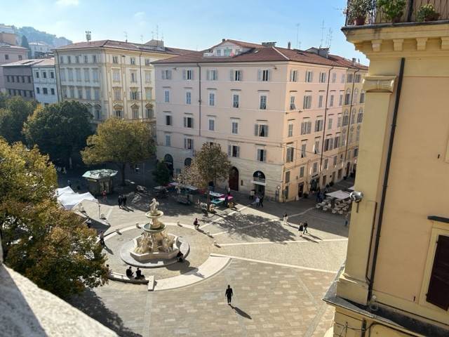 appartamento in vendita ad Ancona in zona Centro Storico