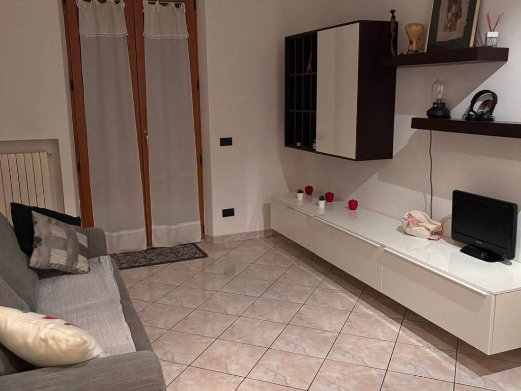 appartamento in vendita ad Ancona in zona Varano