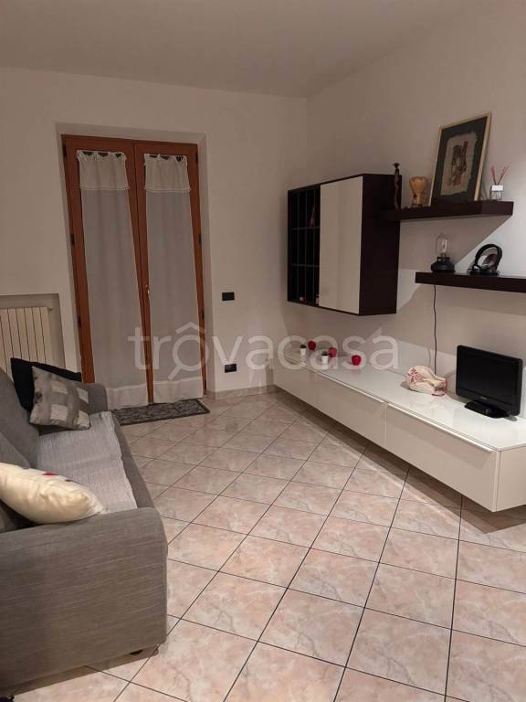 appartamento in vendita ad Ancona in zona Varano