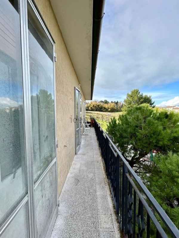 appartamento in vendita ad Ancona in zona Scrima