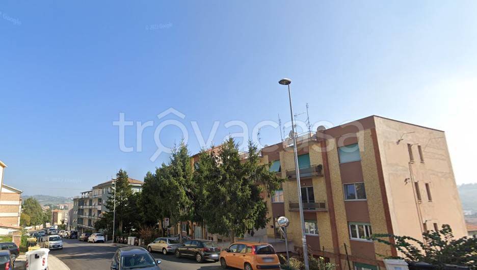 appartamento in vendita ad Ancona in zona Piano San Lazzaro