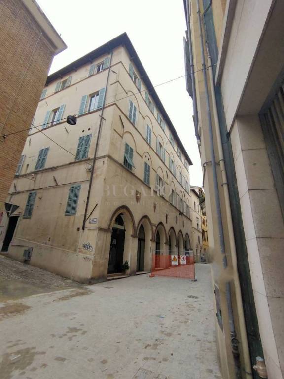 appartamento in vendita ad Ancona in zona Centro Storico