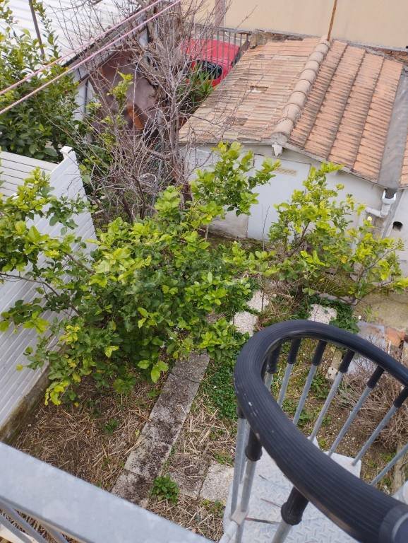 appartamento in vendita ad Ancona in zona Palombare