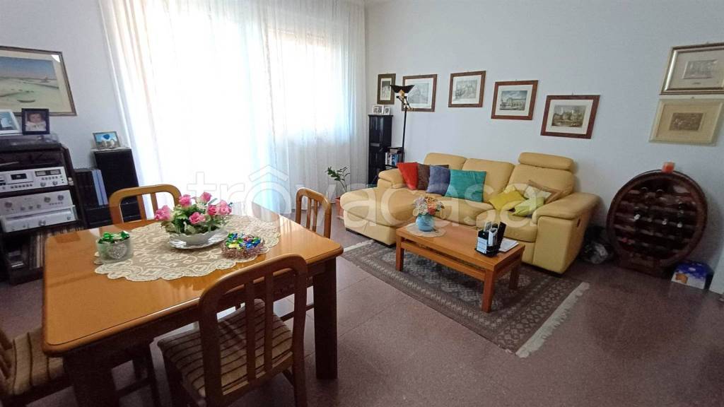 appartamento in vendita ad Ancona in zona Centro Storico