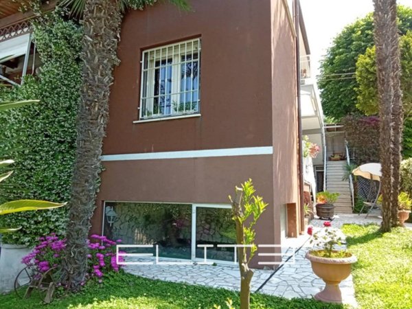 appartamento in vendita ad Ancona in zona Piano San Lazzaro