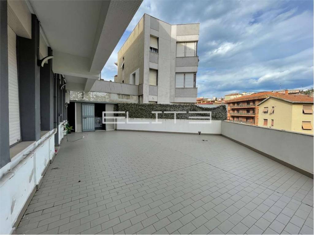 appartamento in vendita ad Ancona in zona Piano San Lazzaro