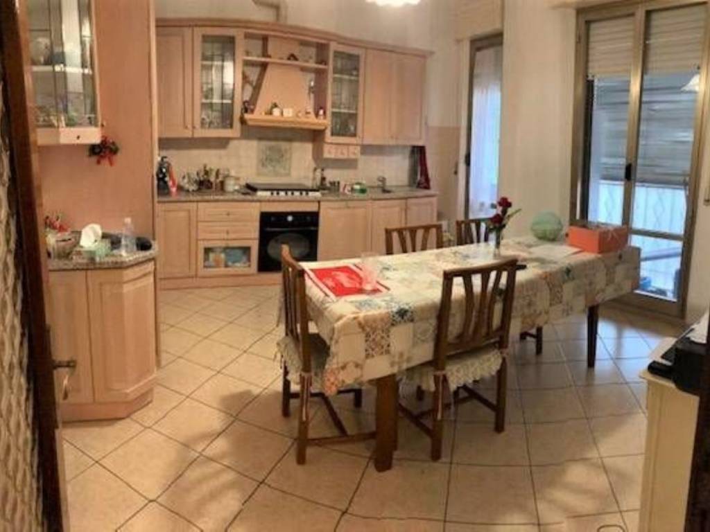 appartamento in vendita ad Ancona in zona Piano San Lazzaro