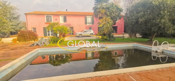 appartamento in vendita ad Ancona in zona Piano San Lazzaro