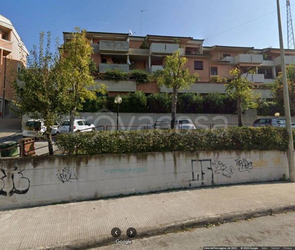 appartamento in vendita ad Ancona in zona Piano San Lazzaro