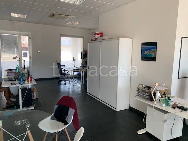 appartamento in vendita ad Ancona in zona Adriatico