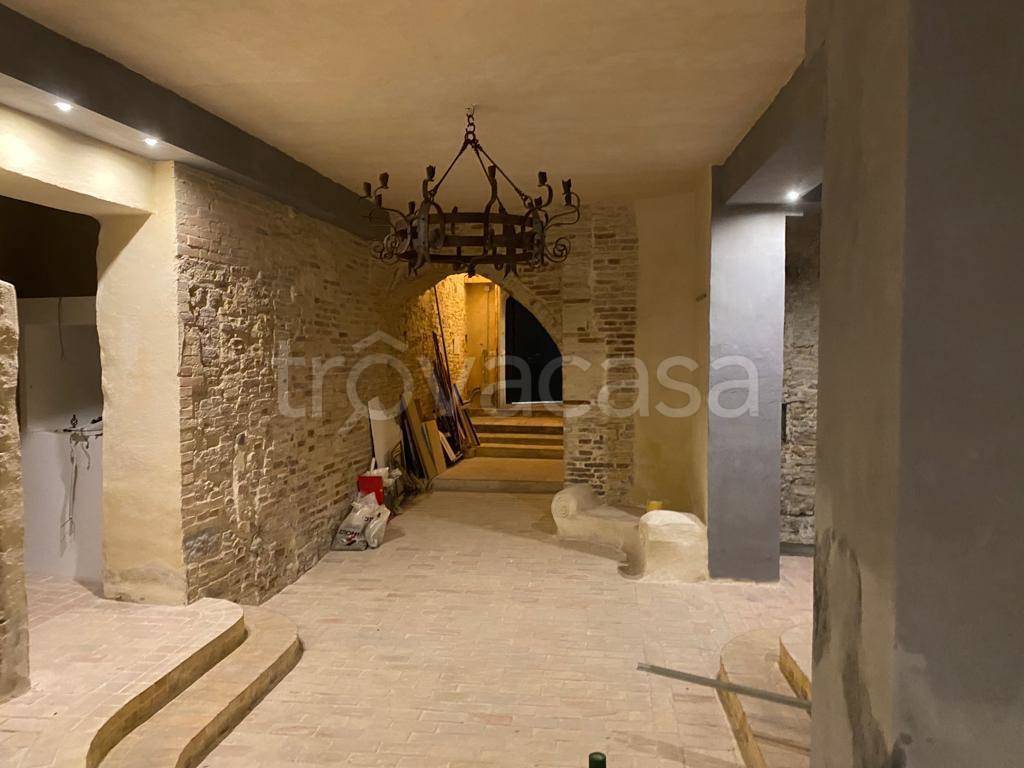 negozio in vendita ad Ancona in zona Centro Storico