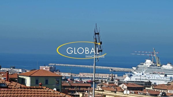 appartamento in vendita ad Ancona in zona Centro Storico