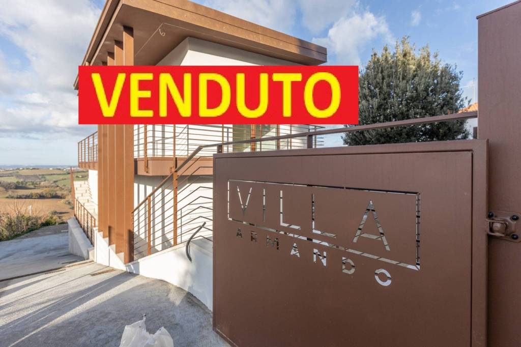appartamento in vendita ad Ancona in zona Gallignano