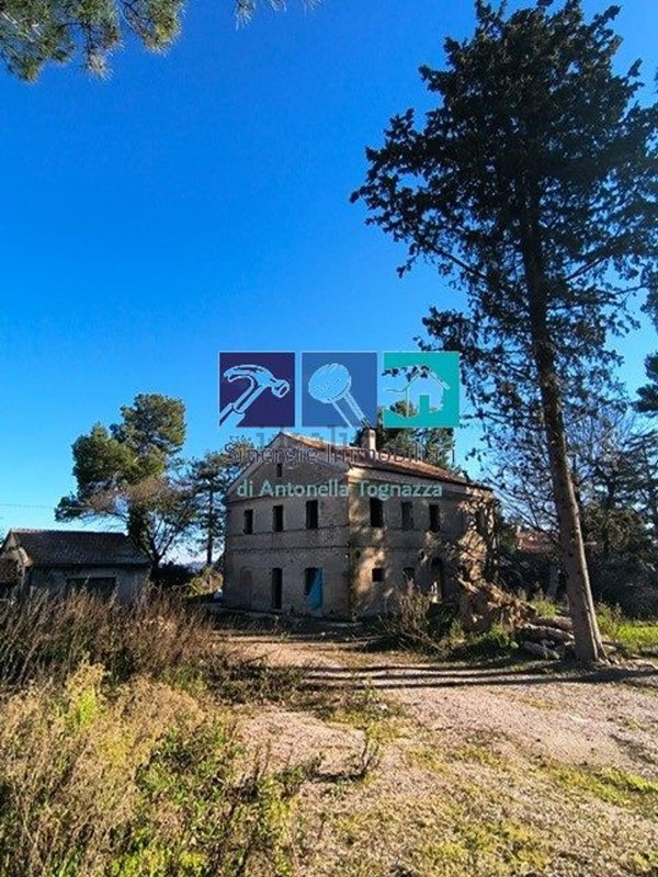 casa indipendente in vendita ad Ancona