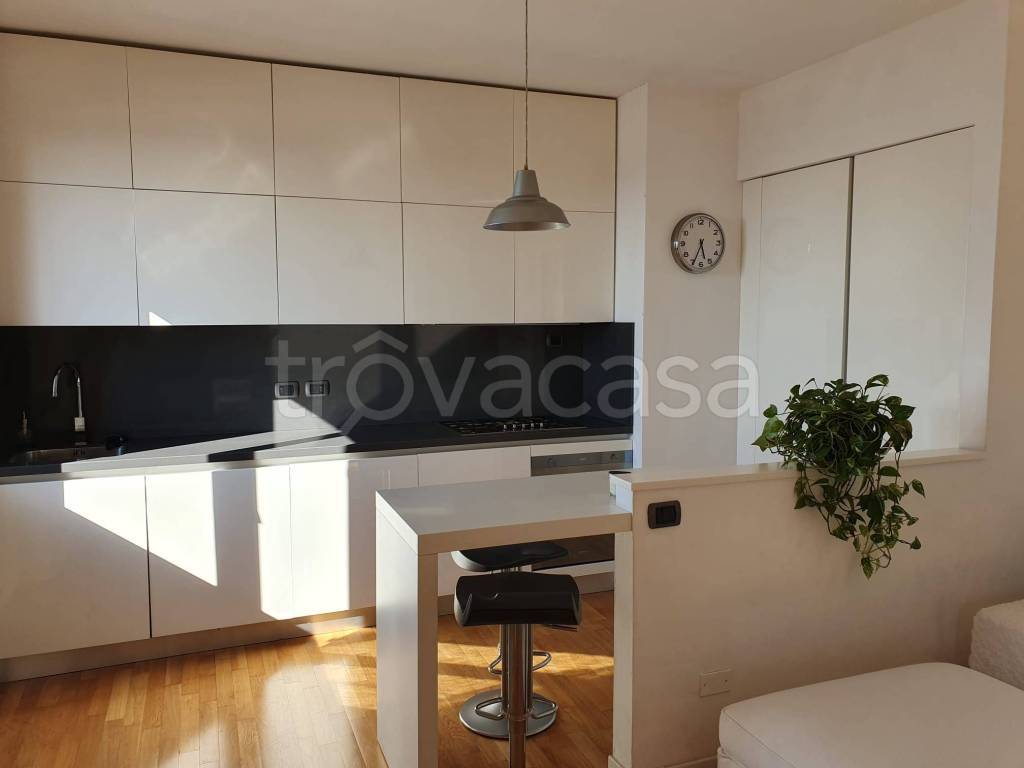 appartamento in vendita ad Ancona in zona Adriatico
