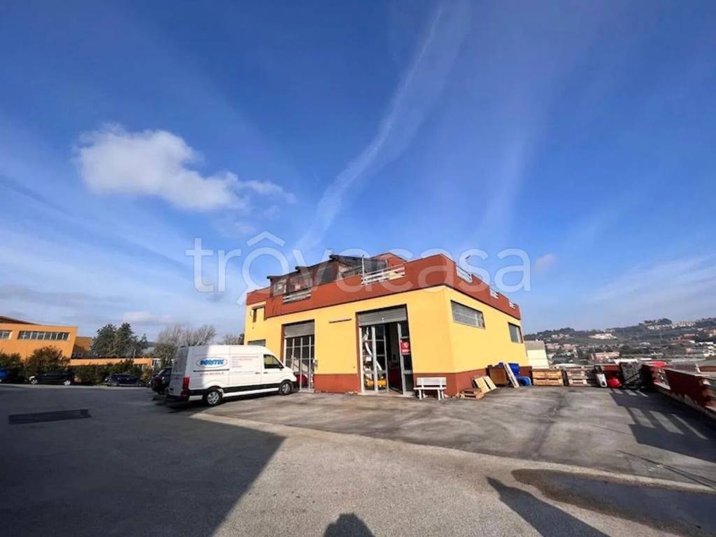 appartamento in vendita ad Ancona in zona Baraccola