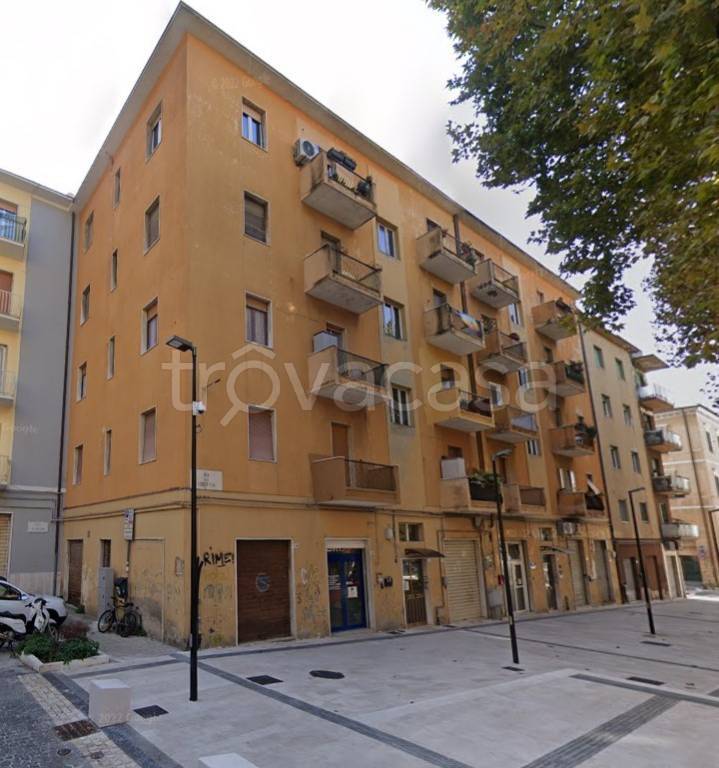 appartamento in vendita ad Ancona in zona Piano San Lazzaro