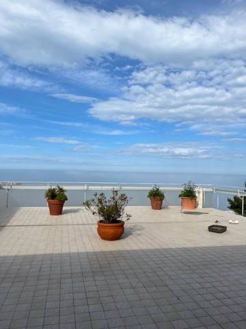 appartamento in vendita ad Ancona in zona Piano San Lazzaro