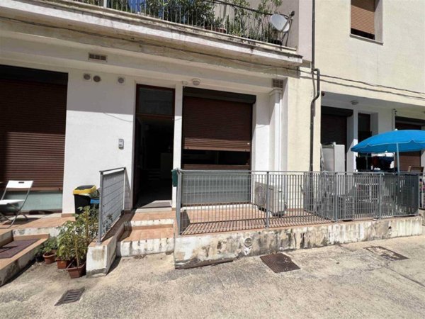 appartamento in vendita ad Ancona in zona Adriatico