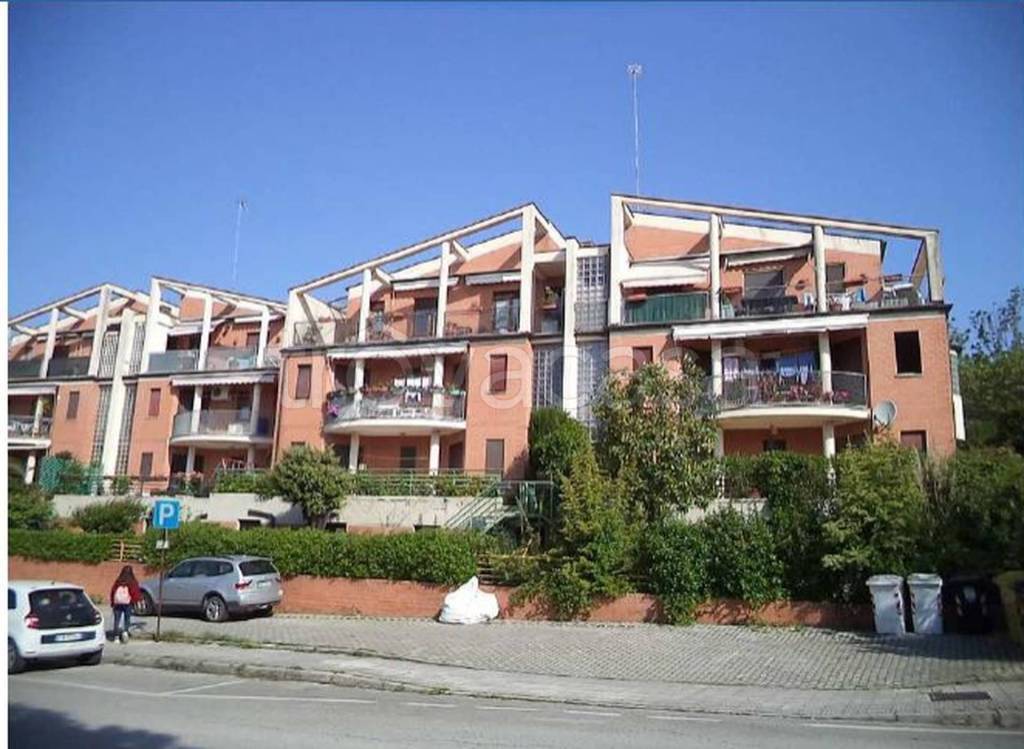 appartamento in vendita ad Ancona in zona Montedago