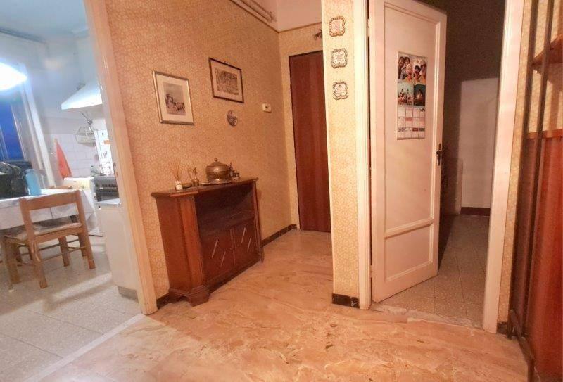 appartamento in vendita ad Ancona in zona Adriatico