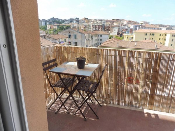 appartamento in vendita ad Ancona in zona Vallemiano