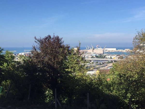 appartamento in vendita ad Ancona in zona Piano San Lazzaro