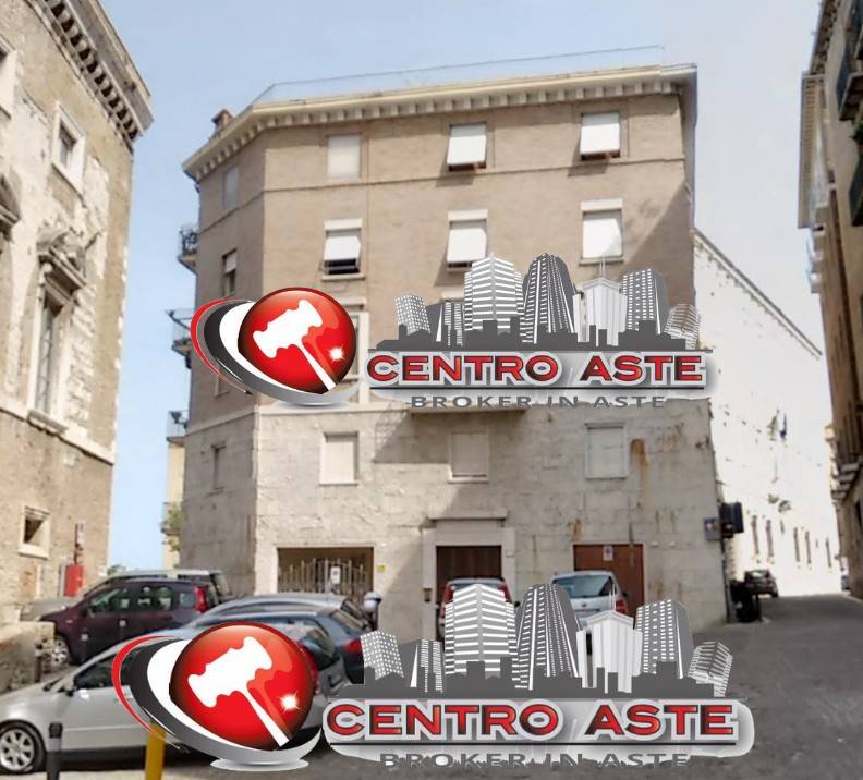 appartamento in vendita ad Ancona in zona Centro Storico