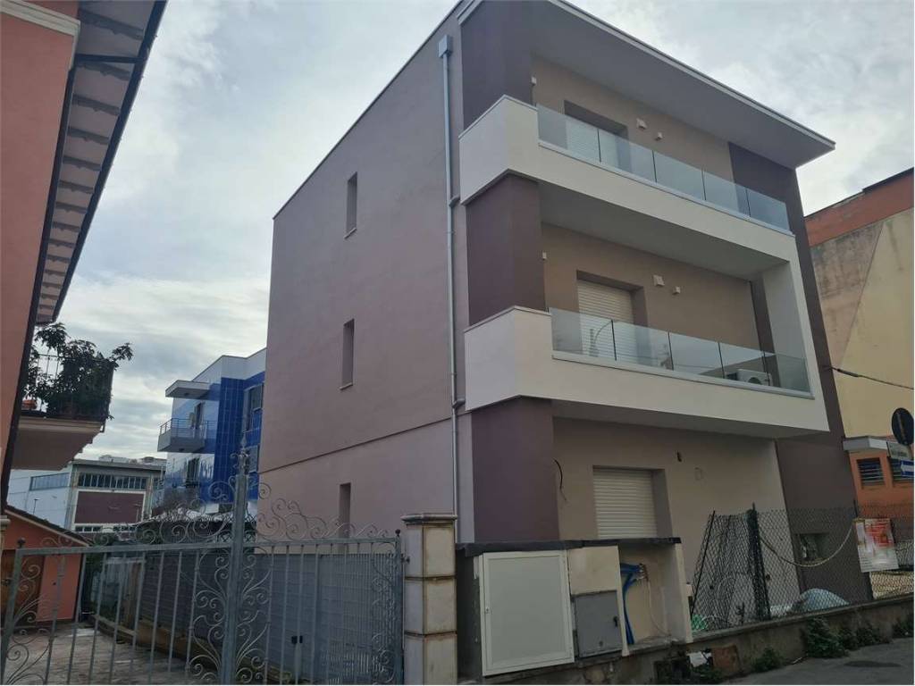 appartamento in vendita ad Ancona in zona Palombare