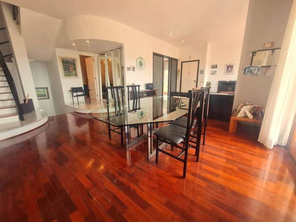 appartamento in vendita ad Ancona in zona Pietra La Croce