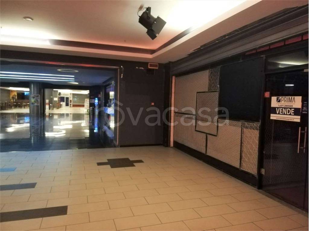 trivano in vendita ad Ancona in zona Baraccola