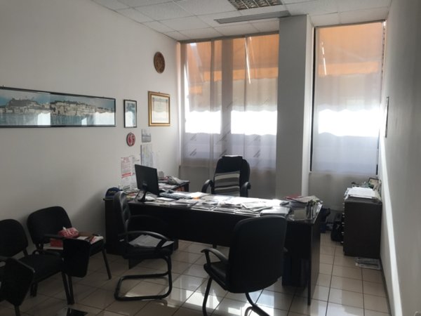 ufficio in vendita ad Ancona in zona Baraccola