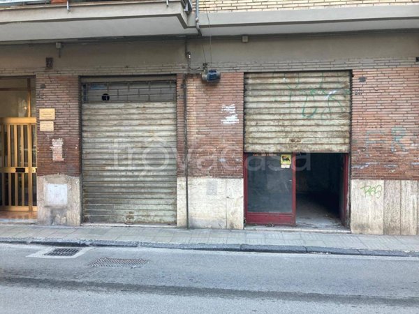 appartamento in vendita ad Ancona in zona Montacuto