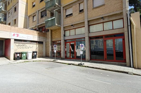 locale di sgombero in vendita ad Ancona in zona Centro Storico