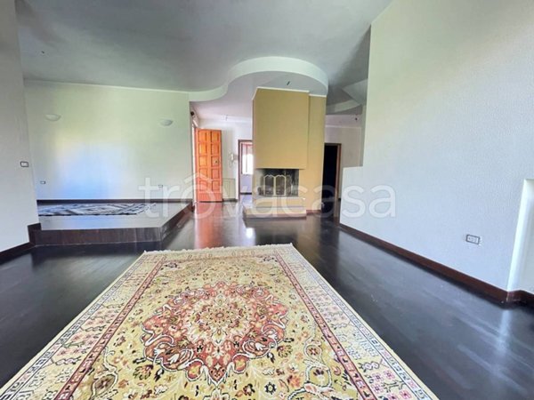 casa indipendente in vendita ad Ancona in zona Piano San Lazzaro