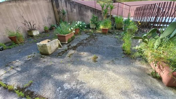 appartamento in vendita ad Ancona in zona Varano