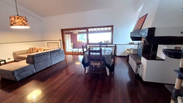 casa indipendente in vendita ad Ancona in zona Piano San Lazzaro