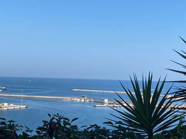 appartamento in vendita ad Ancona in zona Centro Storico