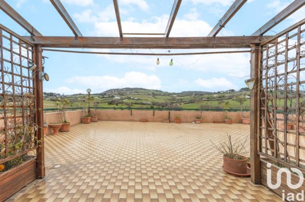 appartamento in vendita ad Ancona in zona Torrette